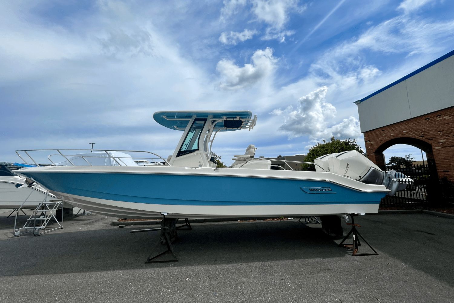 2025 Boston Whaler 280 Dauntless