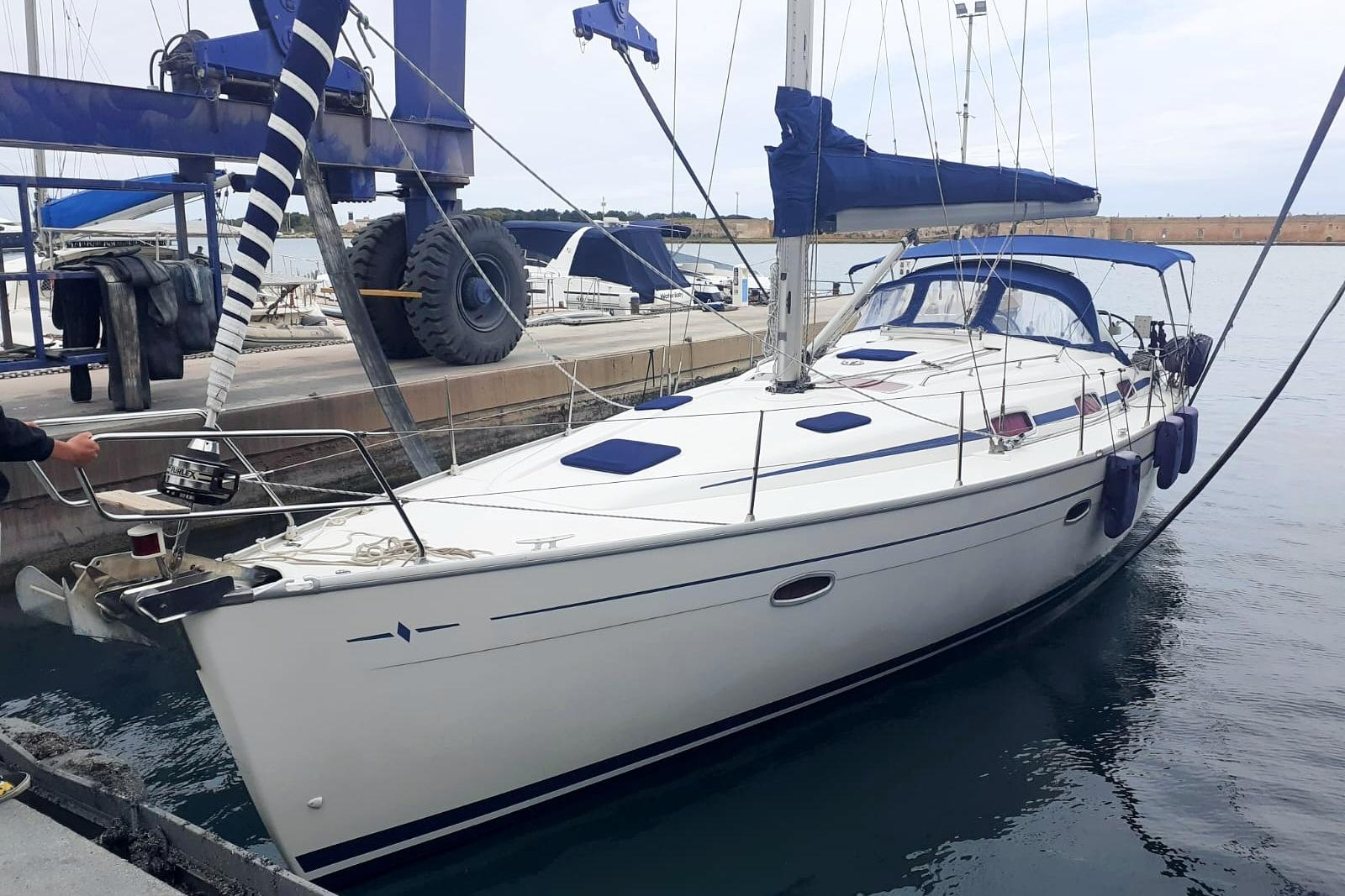 2005 Bavaria 42 Cruiser