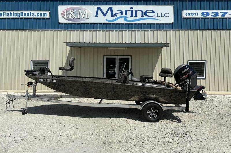 2024 Xpress XP200 Catfish