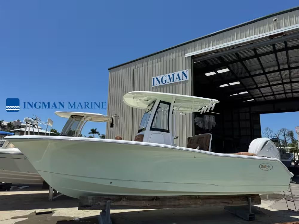 2026 Sea Hunt Ultra 239 SE