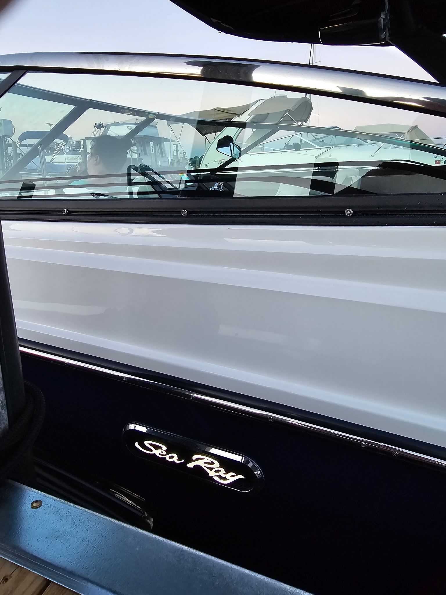 2024 Sea Ray SLX 260 Surf