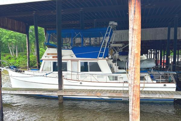 1985 Grand Banks 42 Classic
