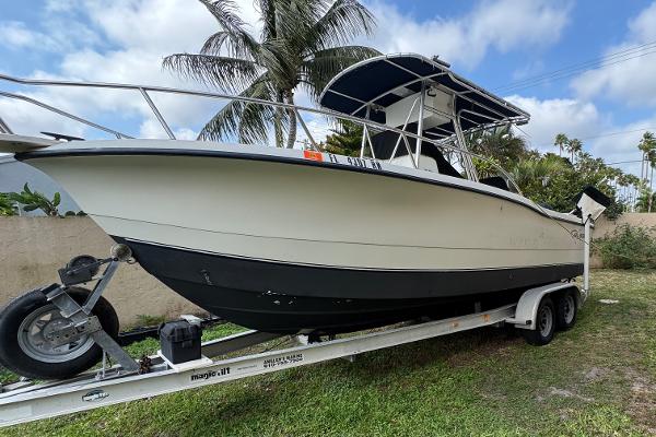 2008 Sea Boss 235 Center Console