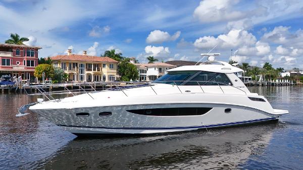 2013 Sea Ray 450 Sundancer