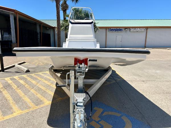 2024 Shallow Stalker 17 LTS