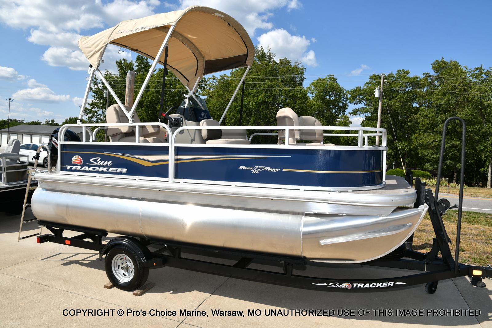 2025 Sun Tracker Bass Buggy 16 XL Select w/50HP CT 4 Stroke