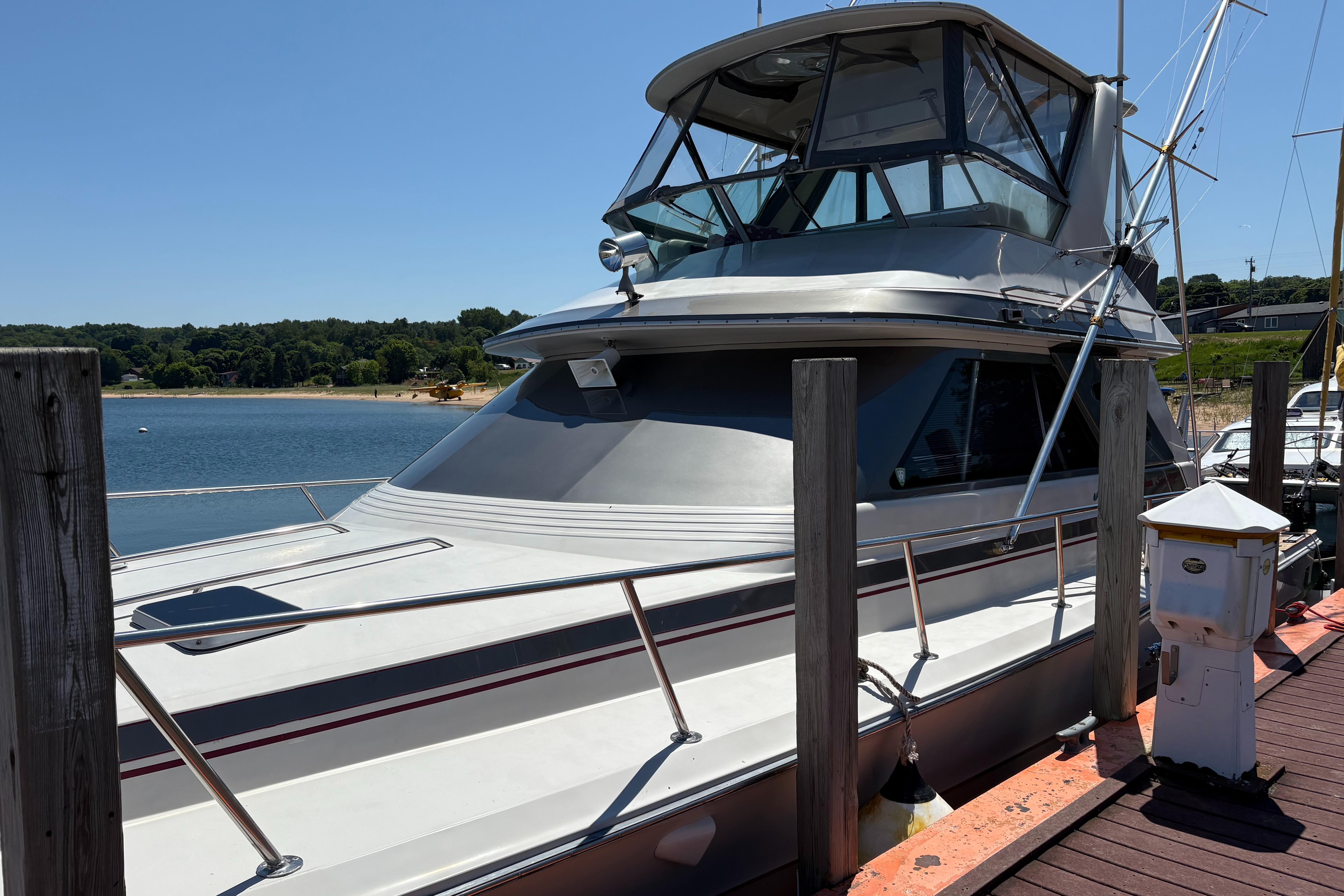1987 Sea Ray 460 Convertible