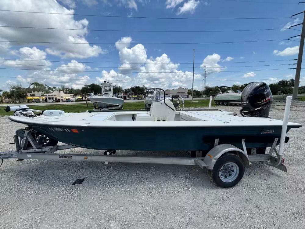 1996 Hewes Light Tackle 20