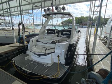 2015 Monterey 335