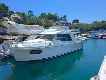 2019 Beneteau Swift Trawler 30