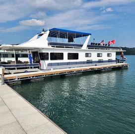 1992 Jamestowner 16x72 Houseboat