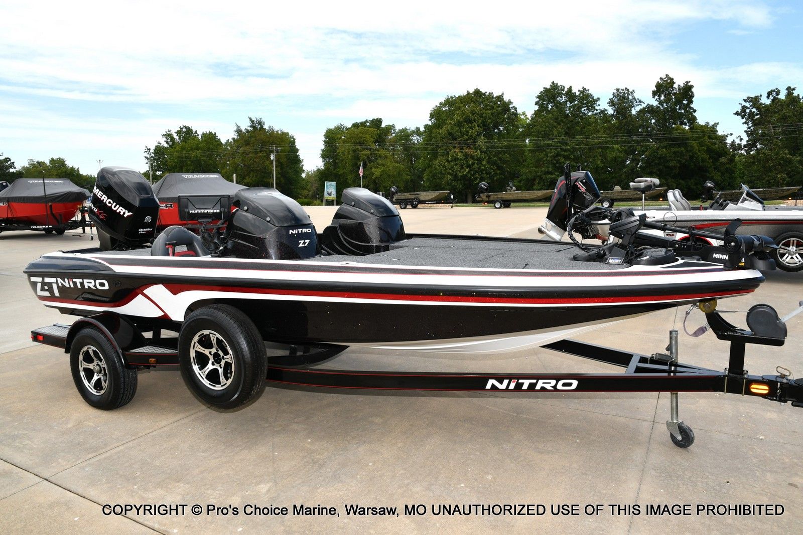 2011 Nitro Z-7 Dual Console