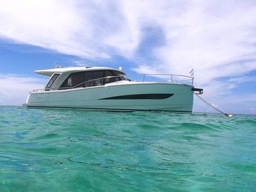 2022 Greenline 39
