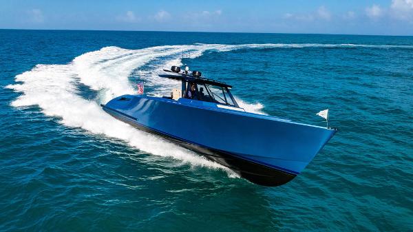 Wajer 55 S 2022 Wajer 55 S yacht cruising on open sea, creating a dynamic water trail.