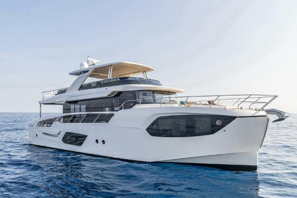 2025 Absolute 70 navetta