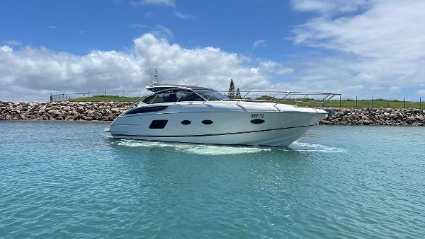 2017 Princess V39 Sports Yacht