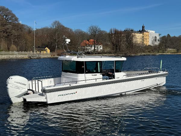 Axopar 28 CABIN