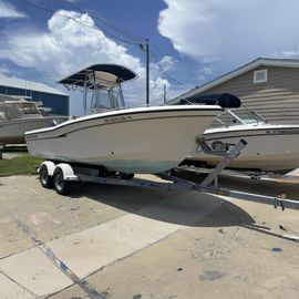2005 Grady-White Escape 209