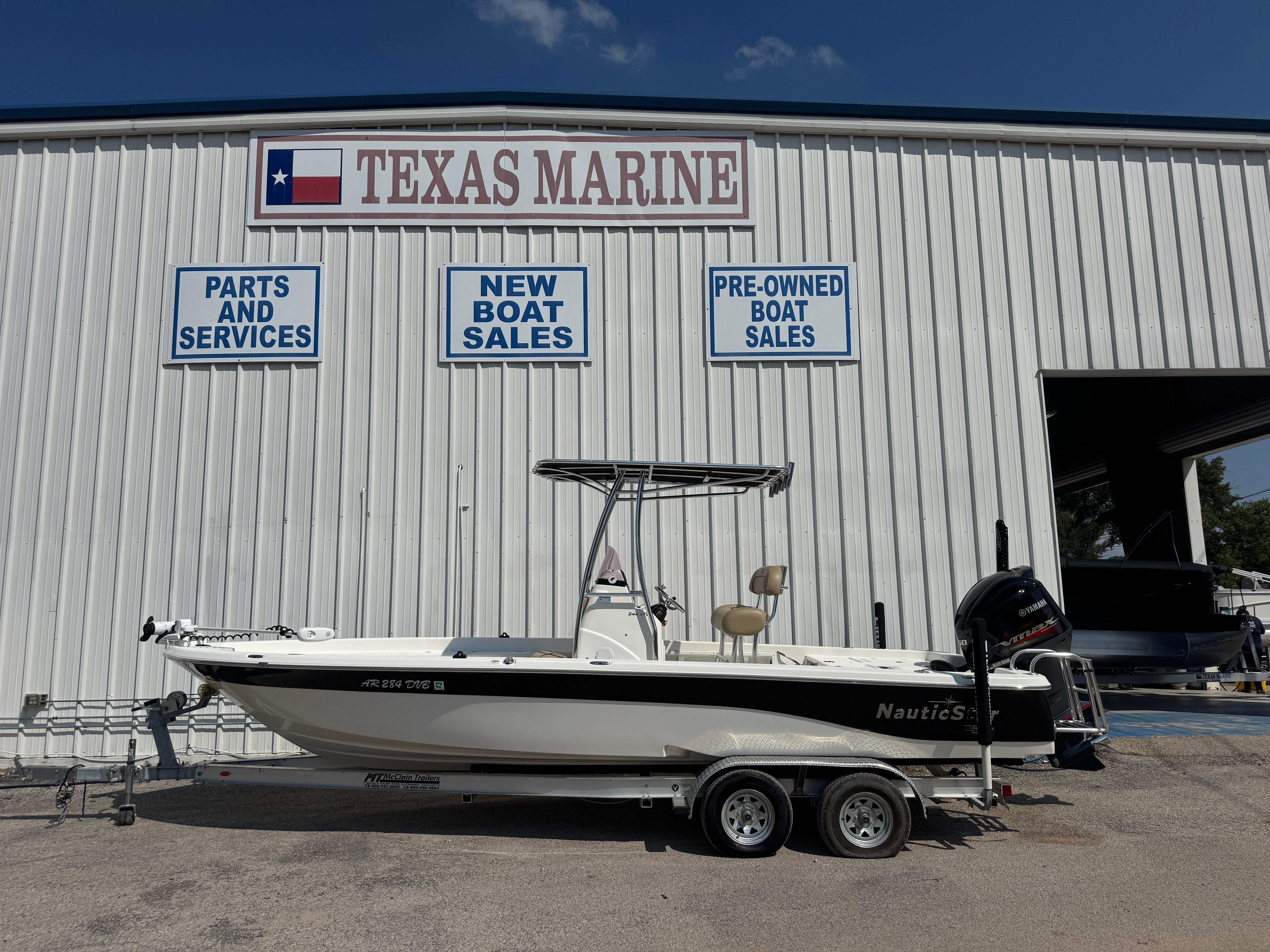 2019 NauticStar 244 XTS