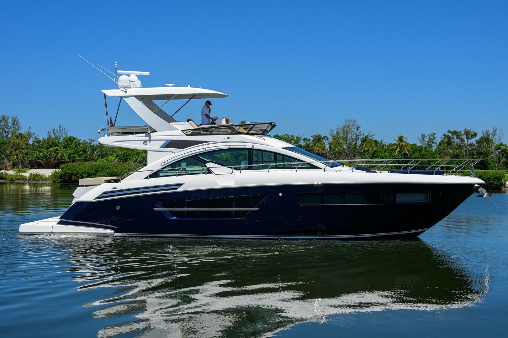 2018 Cruisers 60 Cantius Fly