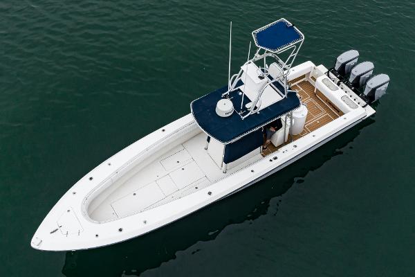 2004 Contender 36 Open