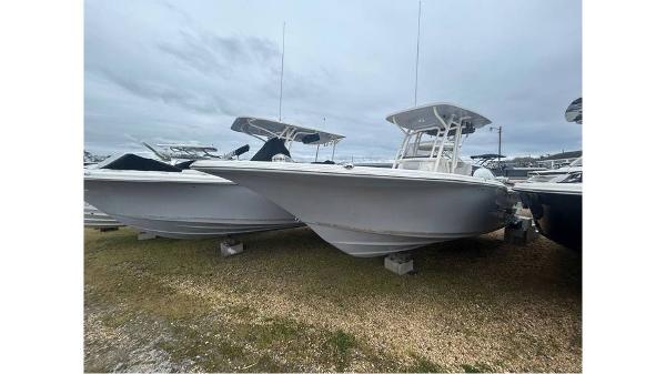 2024 Key West 244 Center Console