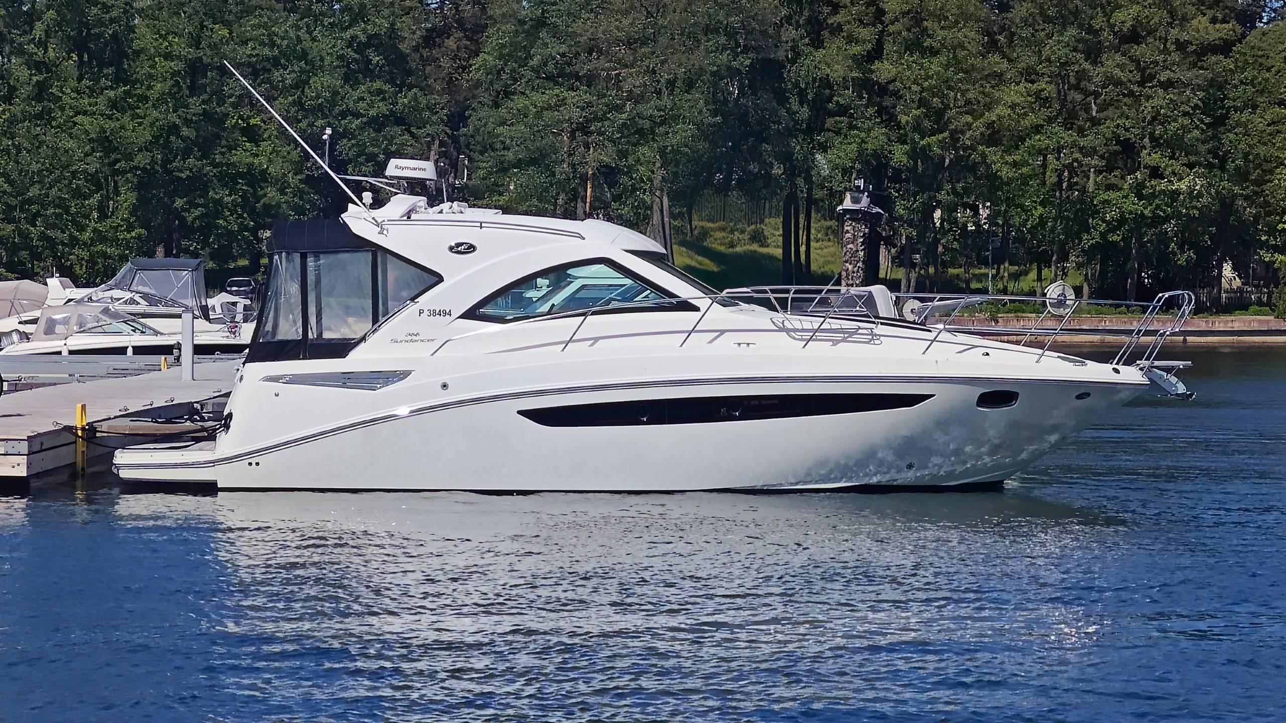 2016 Sea Ray 355 Sundancer