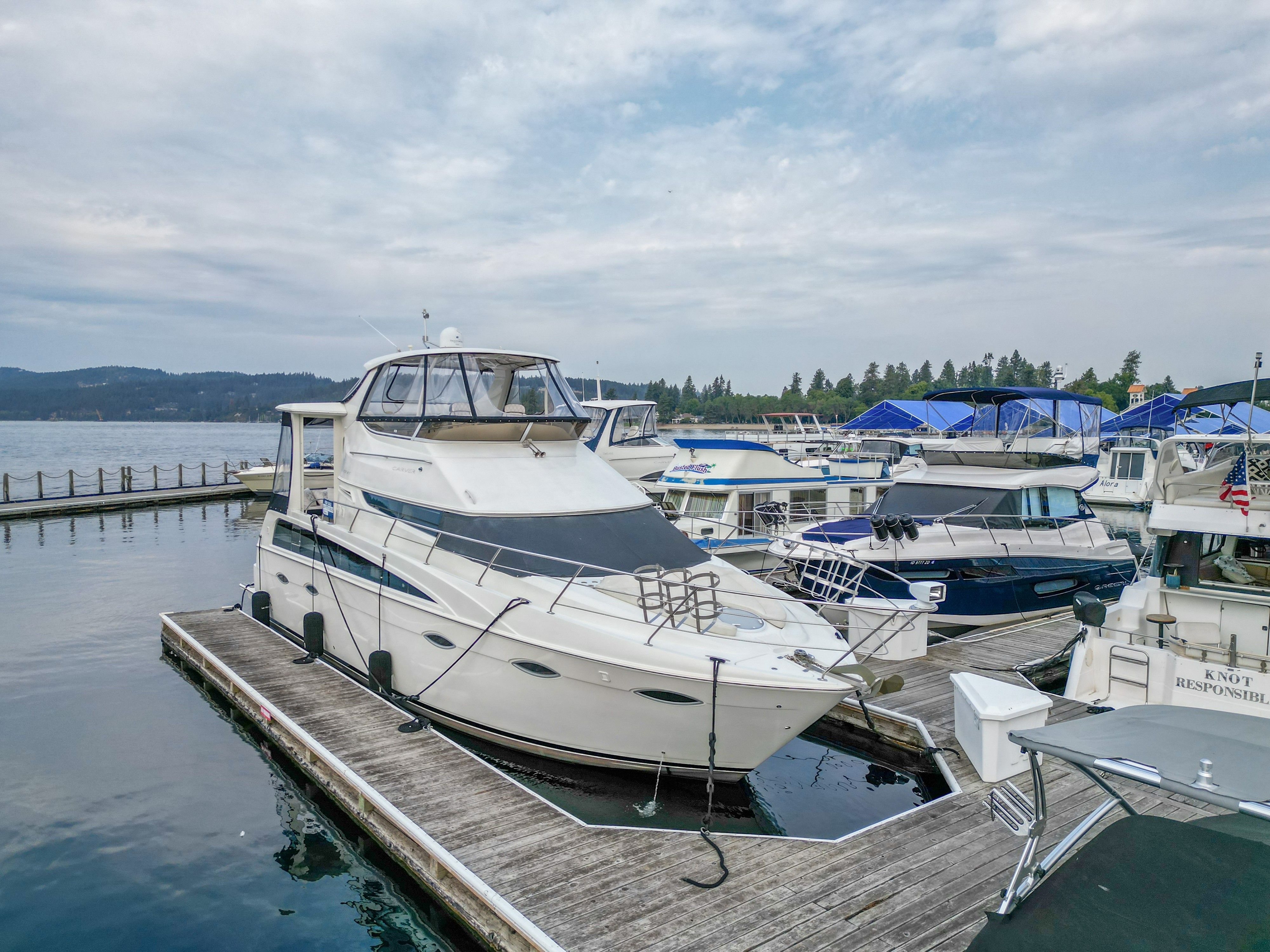 2008 Carver 47MY