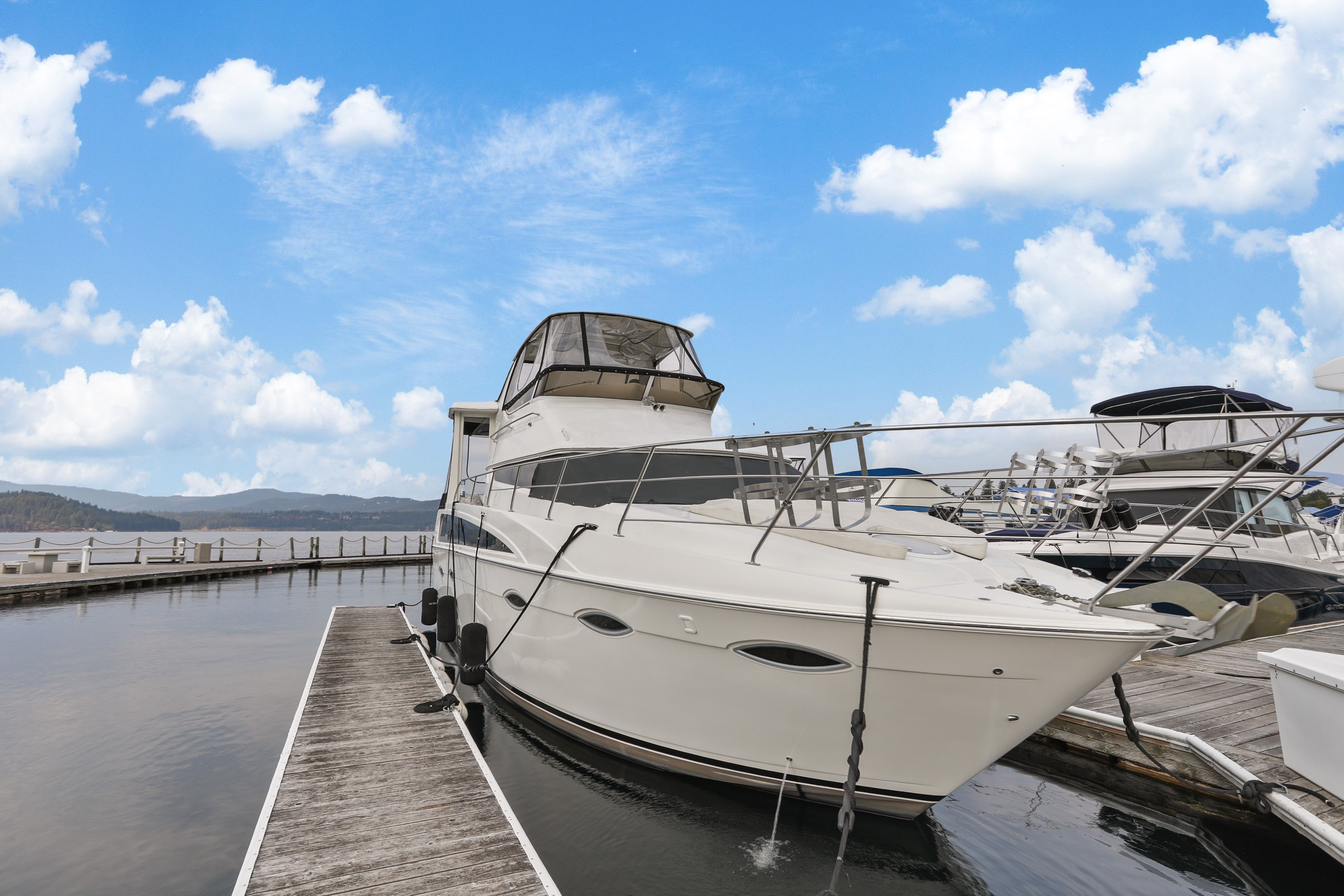 2008 Carver 47MY
