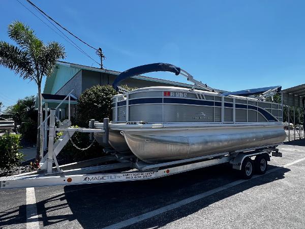 2021 Bennington SX 21 SFXAPG