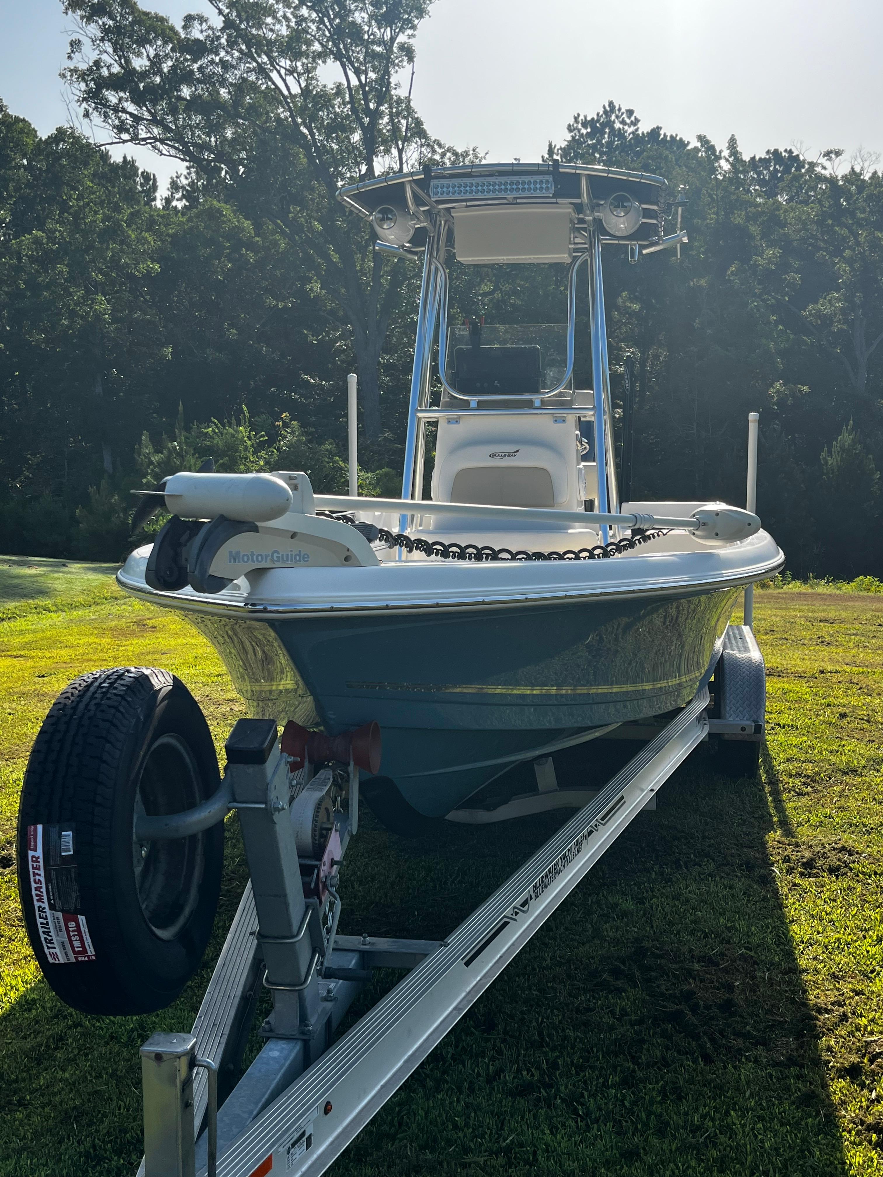 2021 Bulls Bay 2400