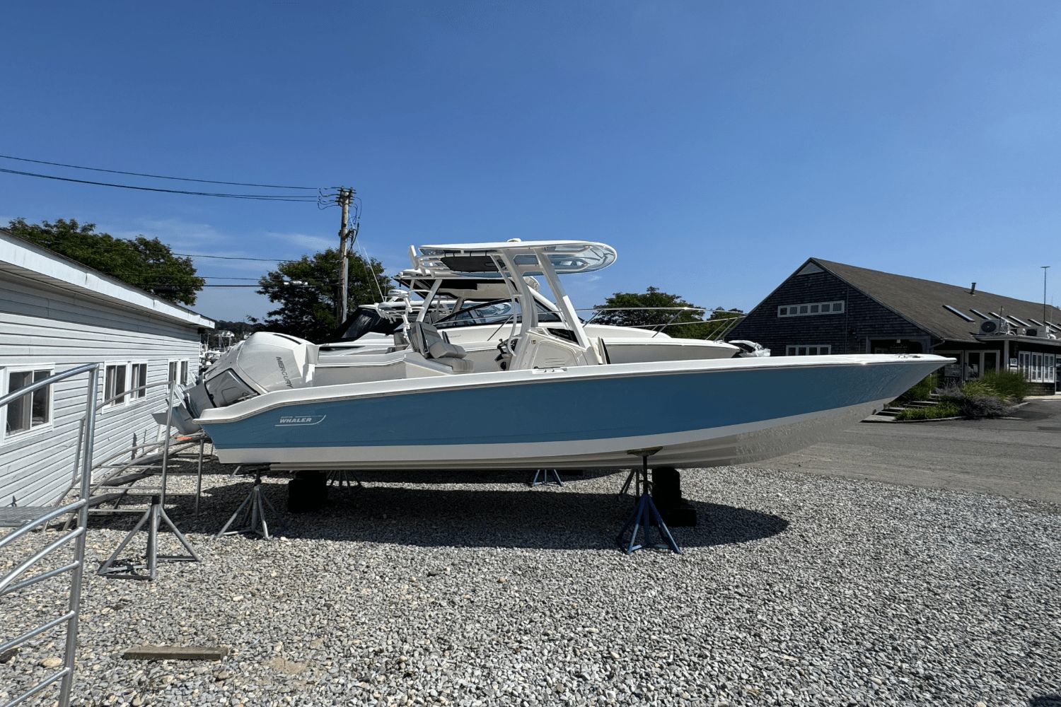 2026 Boston Whaler 250 Dauntless
