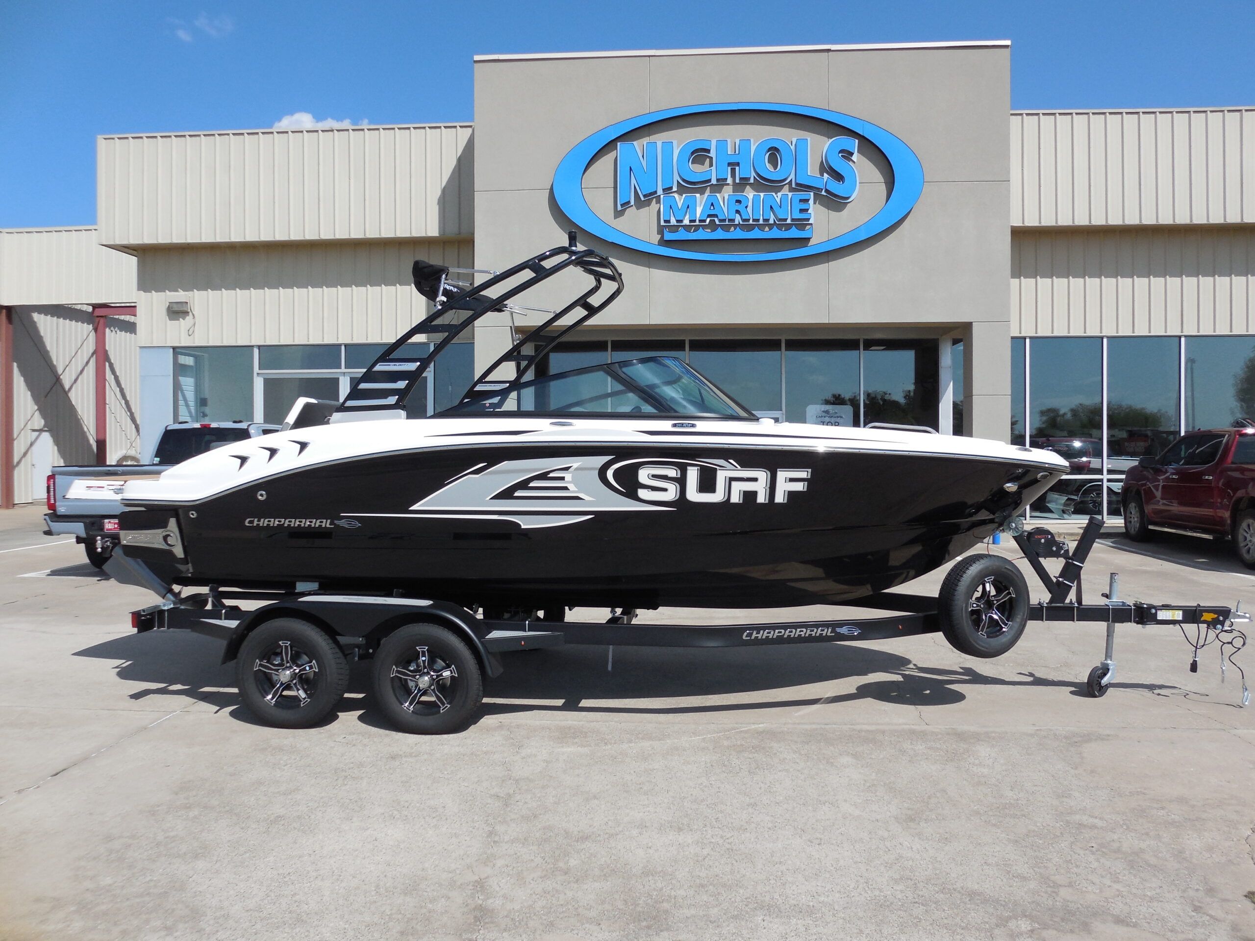 2025 Chaparral 21 Surf