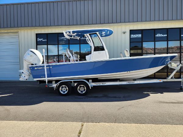 2025 Sportsman Masters 247 Bay Boat