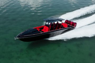 2002 Midnight Express 39S Cuddy