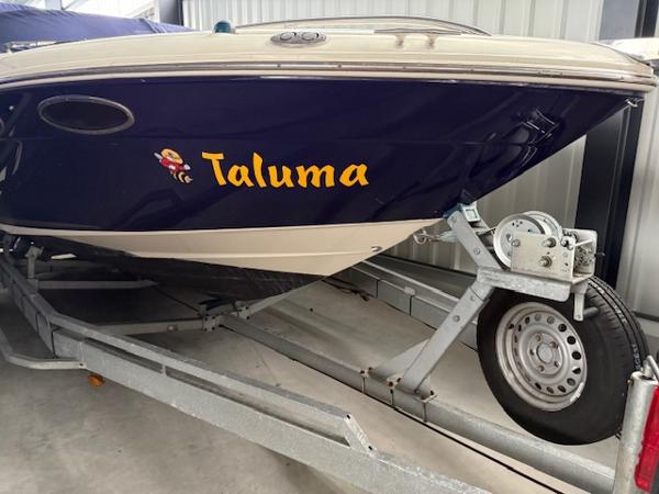 2004 Sea Ray 240 Sun Sport