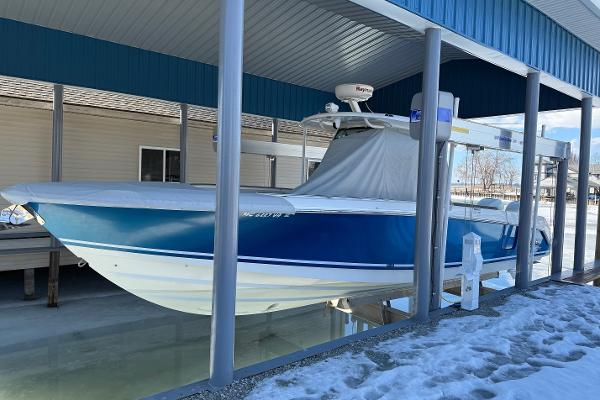 Boston Whaler 330 Outrage