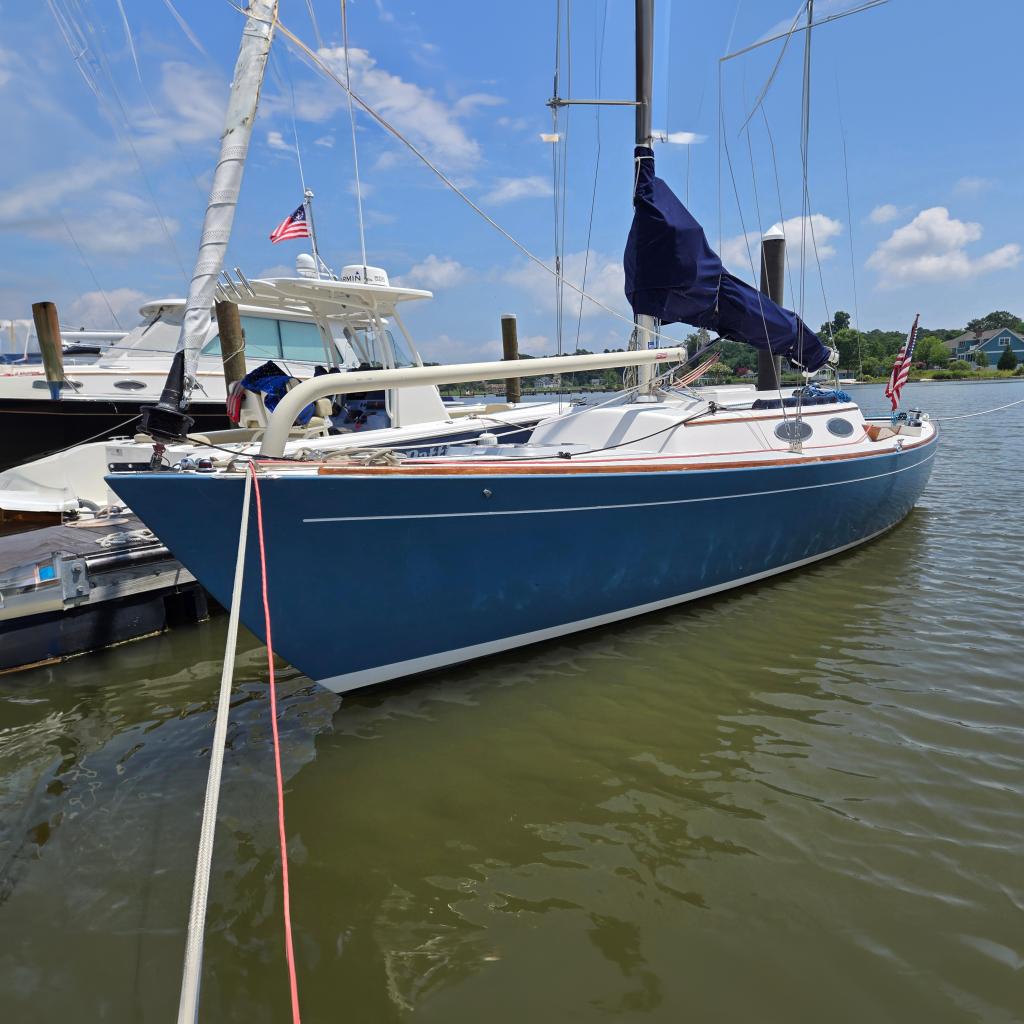 2005 Alerion Express 28