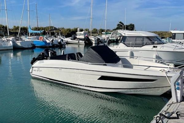 2021 Parker 690 Sport