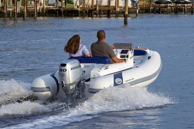 Walker Bay Generation 340 DLX Boat