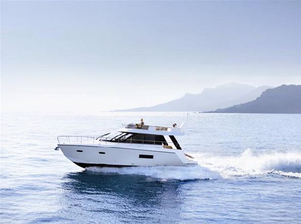 2011 Sealine F42
