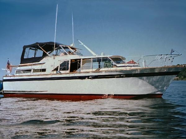 Chris-Craft 38 Constellation