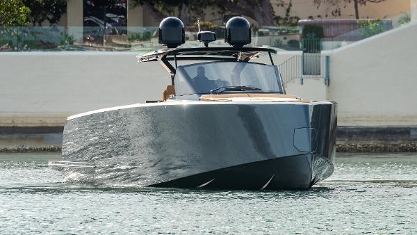 Pardo Yachts 50 2022 Pardo Yachts 50 cruising on water, showcasing sleek design and modern features.
