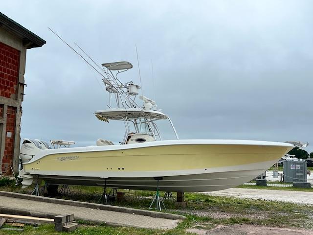 2005 Hydra-Sports Vector 3300 CC