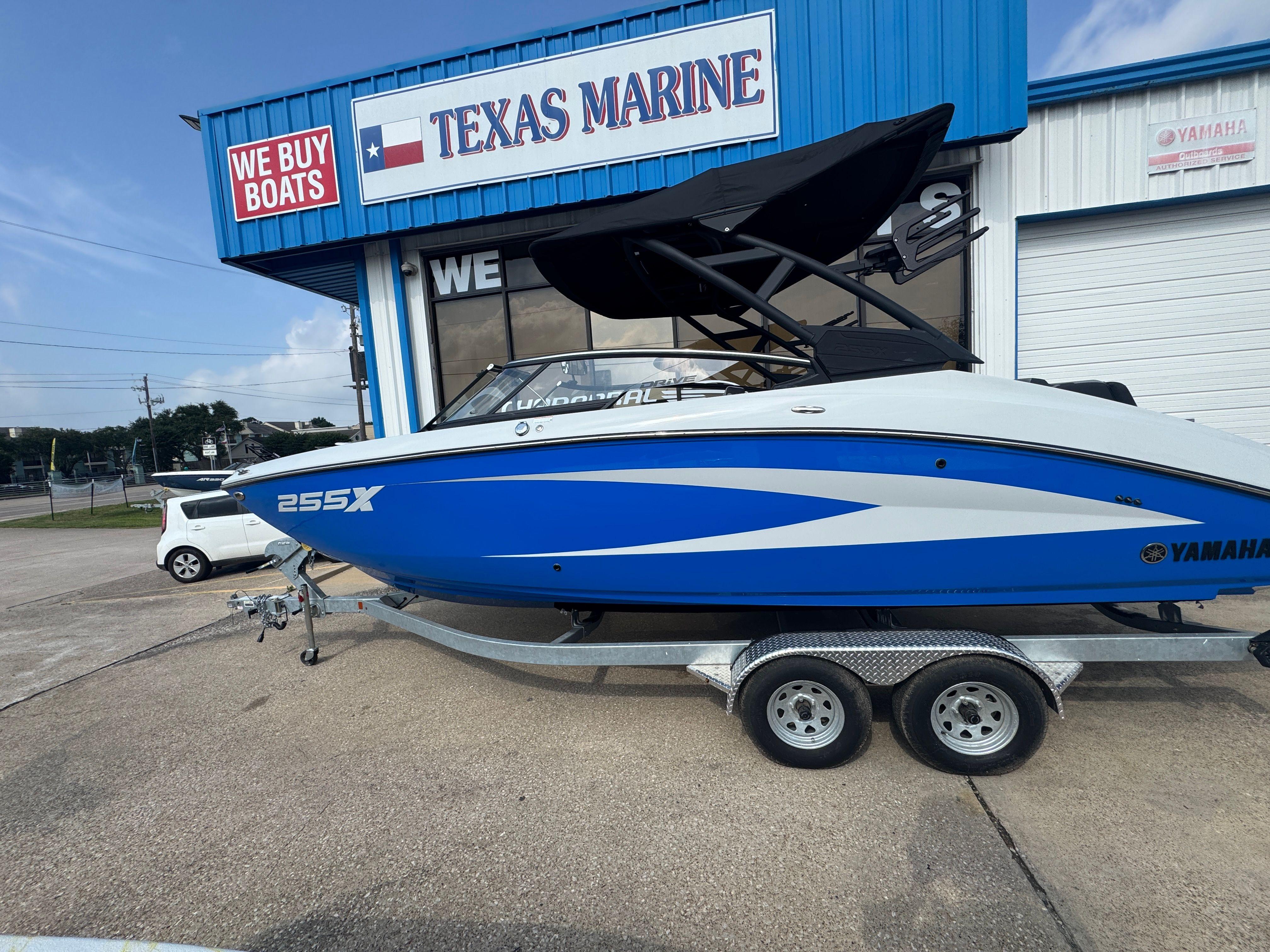 2025 Yamaha Boats 255 XD