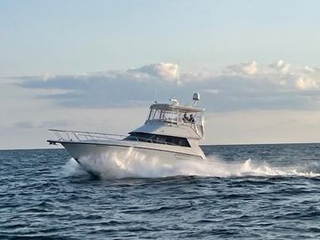 1990 Tiara Yachts 4300 Convertible