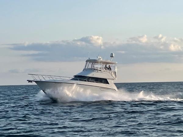 1990 Tiara Yachts 4300 Convertible