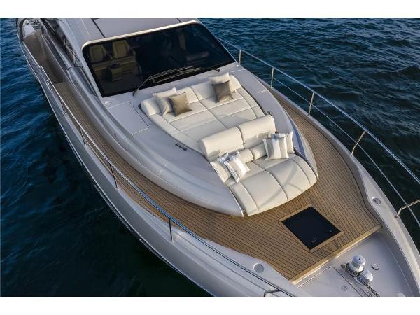 2023 Pershing 7X