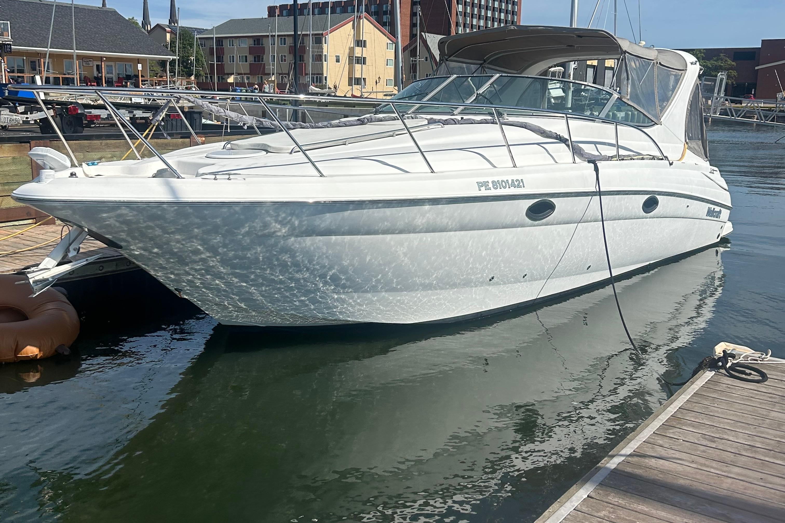 2002 Wellcraft 3300 Martinique