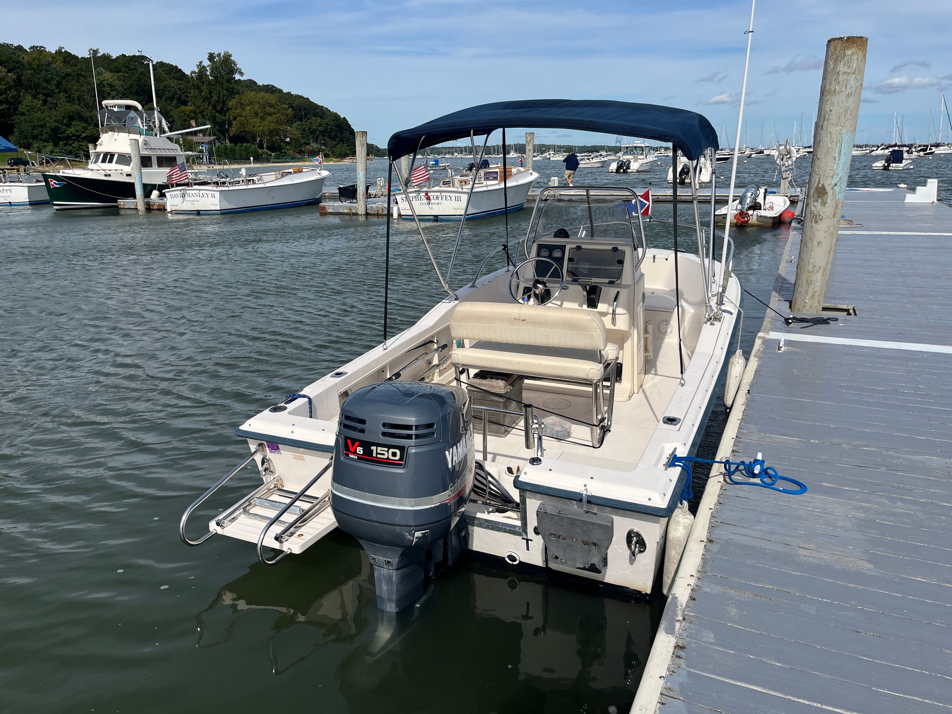 1999 Grady-White Fisherman
